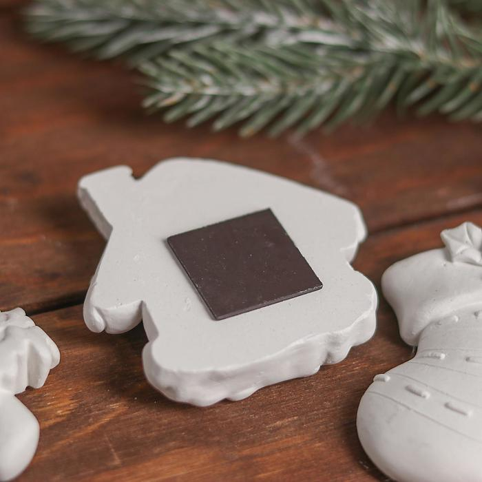 Набор новогодних магнитов под раскраску 4 шт. &laquo;Волшебный&raquo; краски 6 цв. по 2 мл