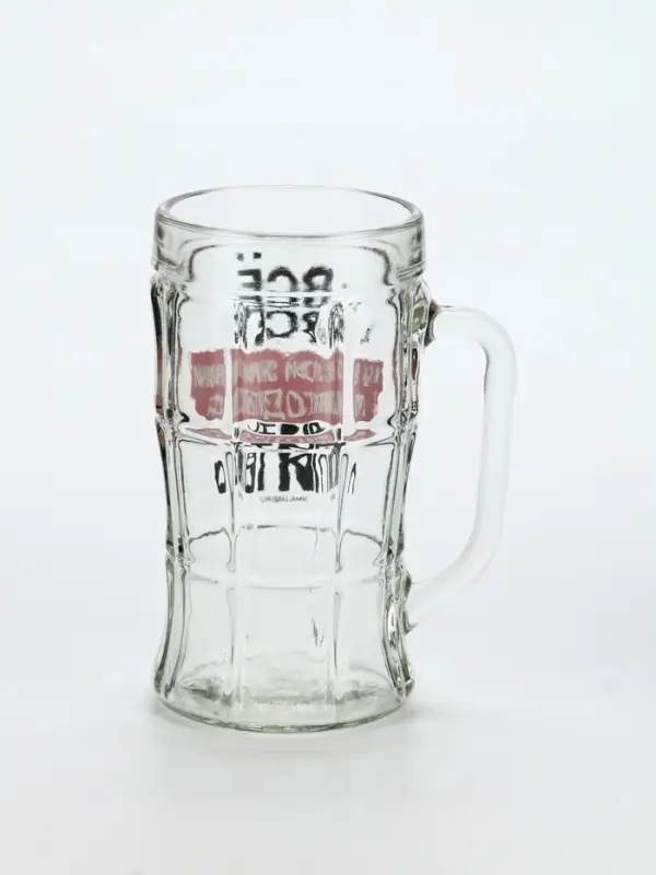 Кружка пивная стеклянная &laquo;В этой жизни приходится&raquo;, 500 мл