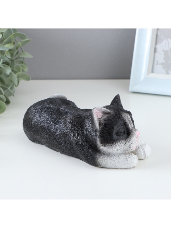 Фигурка "Спящий кот" 7х18х10см