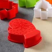 Набор для выпечки новогодний Доляна &laquo;Новогодняя&raquo;, 6 предметов: форма для выпечки, набор форм для вырезания печенья 5 шт