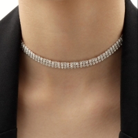 Набор 2 предмета: серьги, чокер &laquo;Лёд&raquo; три ряда, цвет белый в серебре, 30 см