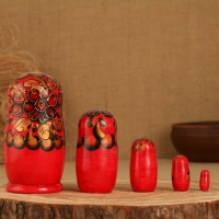 Матрёшка 5-ти кукольная "Аля" бутоны , 14-15см, ручная роспись.