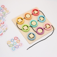 Развивающая игра &laquo;Весёлый шнурок&raquo; 22,5 &times; 22,5 &times; 1 см