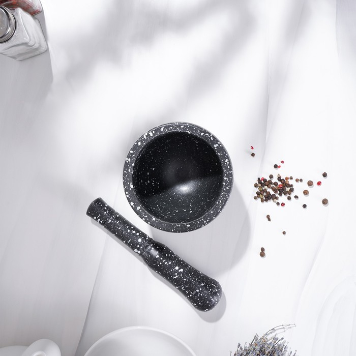 Ступка с пестиком Доляна &laquo;Чёрный камень&raquo;, 10,5&times;10,5&times;20 см, цвет чёрный
