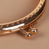 Фермуар пришивной «Полукруг», 10 см, цвет золотистый Фермуар пришивной «Полукруг», 10 см, цвет золотистый