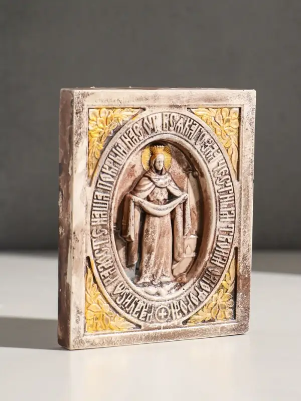 Икона с подвесом "Покров Пресвятой Богородицы" размер 12х10х3 см, гипс, роспись