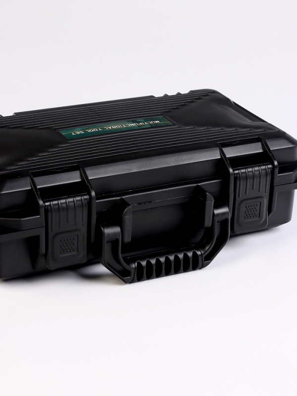 Лопата тактическая многофункциональная, с топором, в кейсе