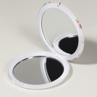 Зеркало складное &laquo;Единороги&raquo;, d = 7,3 см, с увеличением, цвет белый