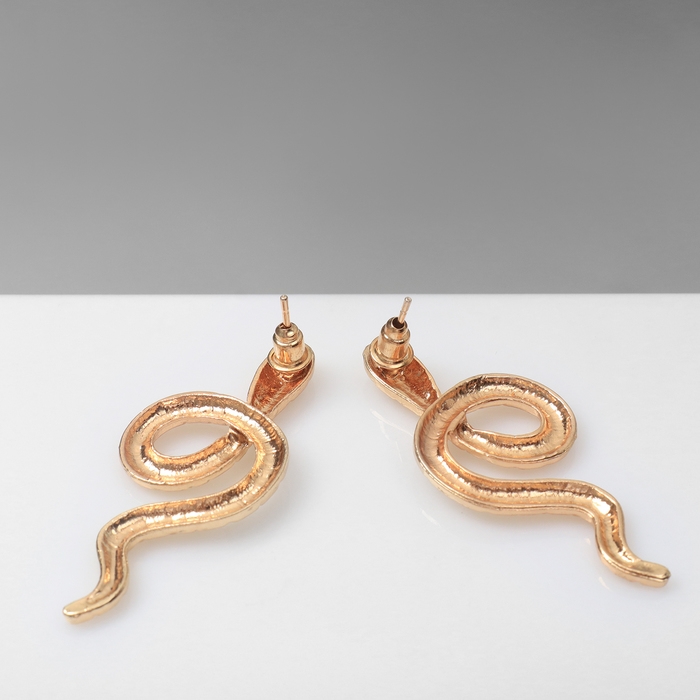 Новый год! Символ года 2025! Серьги металл &laquo;Змея&raquo; с узором, цвет золото