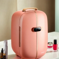 Холодильник для косметики КТ-4117 мини-холодильник 12 л