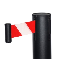 Стойка ограждения черная, с вытяжной лентой - 470см красная - белая, высота - 90см, d- 6см, напольный d-32см