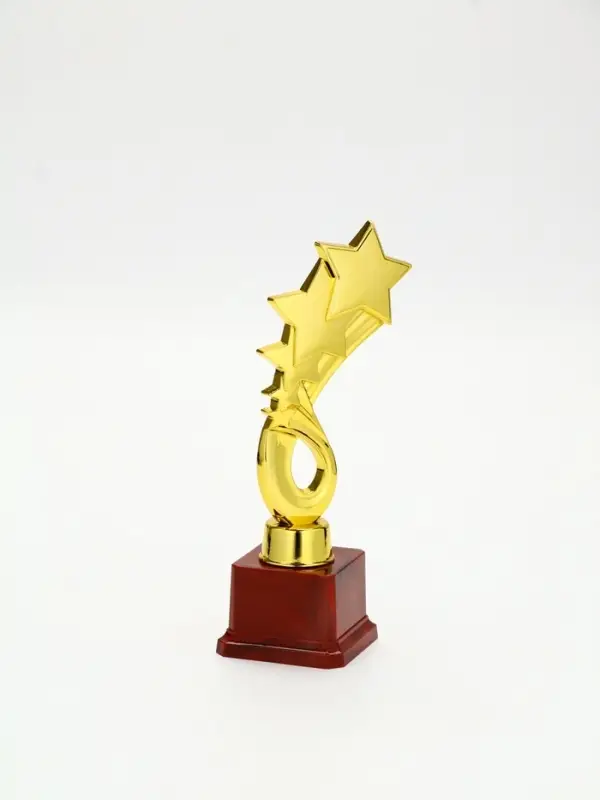 Наградная фигура "4 звезды" на красной подставке КОРОБКА