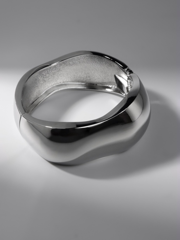 Браслет металл &laquo;Манжета&raquo; мятый, цвет серебро