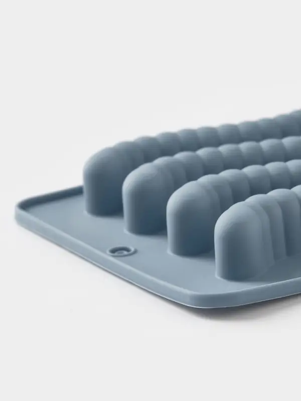 Форма для мармелада "Червячки" 20x10x1,5 см