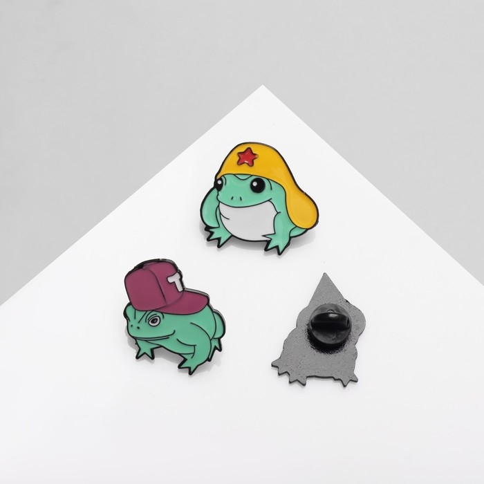 Набор значков (3 шт.) &laquo;Лягухи&raquo;, цветной в чёрном металле