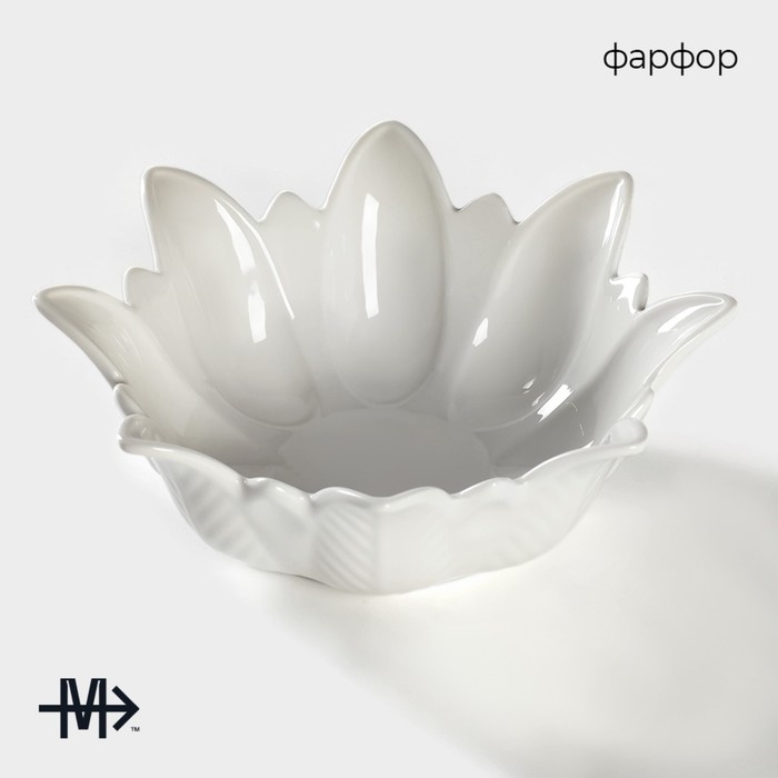 Салатник фарфоровый Magistro &laquo;Цветочек Бланш&raquo;, d=24 см, цвет белый