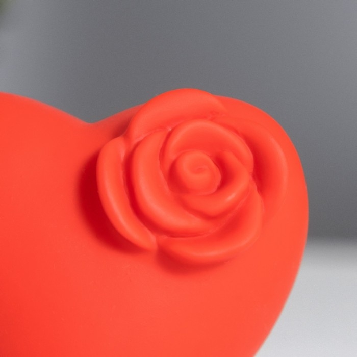 Ночник Сердце с цветочком LED красный 3,2х6х6,5 см