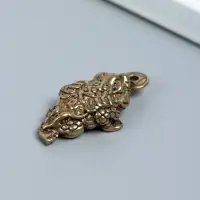 Сувенир латунь "Денежная жаба с монетой" набор 2 шт 1,9х3,4 см