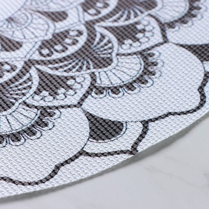 Салфетки сервировочные на стол Доляна &laquo;Мандалы&raquo;, 4 шт, d=38 см, цвет белый