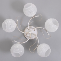 Люстра "Амелия" 5х60вт Е27 бело золотой 46х46х22см Люстра "Амелия" 5х60вт Е27 бело золотой 46х46х22см