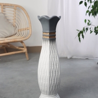 Ваза керамика напольная "Иниго" геометрия, 59х16 см, бело-серый