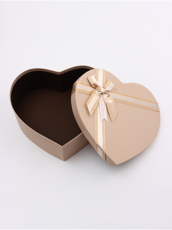 Набор коробок 3 в 1 сердца 31 х 27 х 13,3; 28 х 25 х 11,7; 26 х 23 х 10,3 см