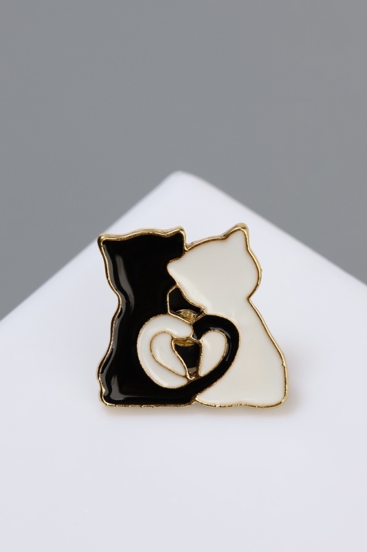 Значок &laquo;Котики&raquo;, цвет чёрно-белый в золоте