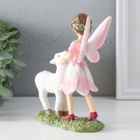 Сувенир полистоун "Девочка-бабочка с барашком на полянке" розовые крылья 13,5х5,5х15,5 см Сувенир полистоун "Девочка-бабочка с барашком на полянке" розовые крылья 13,5х5,5х15,5 см