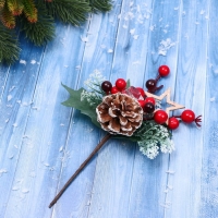 Декор "Зимние грезы" яркая звезда шишка ягоды, 18 см Декор "Зимние грезы" яркая звезда шишка ягоды, 18 см