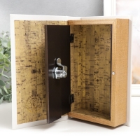 Сейф-книга дерево кожзам "Любовь - это все, что тебе нужно" 21х13х5 см Сейф-книга дерево кожзам "Любовь - это все, что тебе нужно" 21х13х5 см