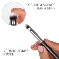 Кисть для макияжа «PREMIUM», 16,8 см, цвет чёрный Кисть для макияжа «PREMIUM», 16,8 см, цвет чёрный