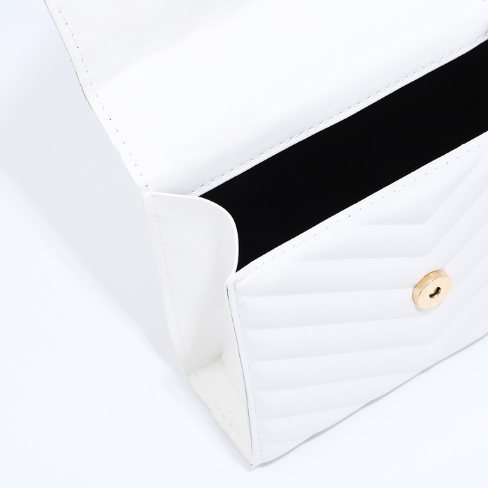 Сумка-мессенджер на магните, цвет белый Сумка-мессенджер на магните, цвет белый