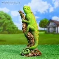 Садовая фигура "Хамелеон на ветке" акрил 17х14х35см