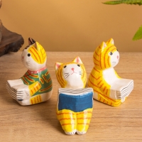 Сувенир дерево "Котенок с книжкой" МИКС, 3,5х5х7 см