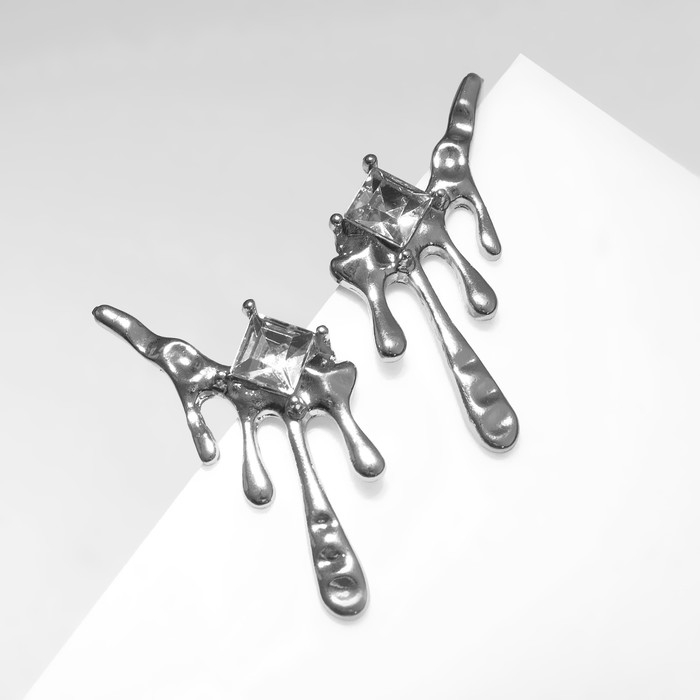 Серьги со стразами «Таяние» ромб, цвет белый в серебре Серьги со стразами «Таяние» ромб, цвет белый в серебре