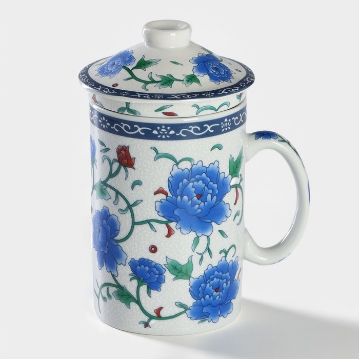 Кружка керамическая с крышкой и ситом &laquo;Цветение роз&raquo;, 300 мл