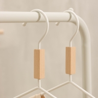 Плечики - вешалка для одежды LaDо́m Laconique, 42&times;24&times;3,2 см, широкие плечики, цвет белый