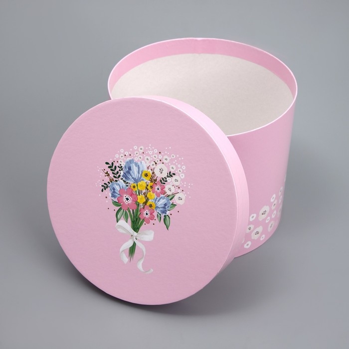 Набор шляпных коробок 3 в 1, упаковка подарочная, «Букетики», 16 х 16 х 14‒20 х 20 х 17 см Набор шляпных коробок 3 в 1, упаковка подарочная, «Букетики», 16 х 16 х 14‒20 х 20 х 17 см