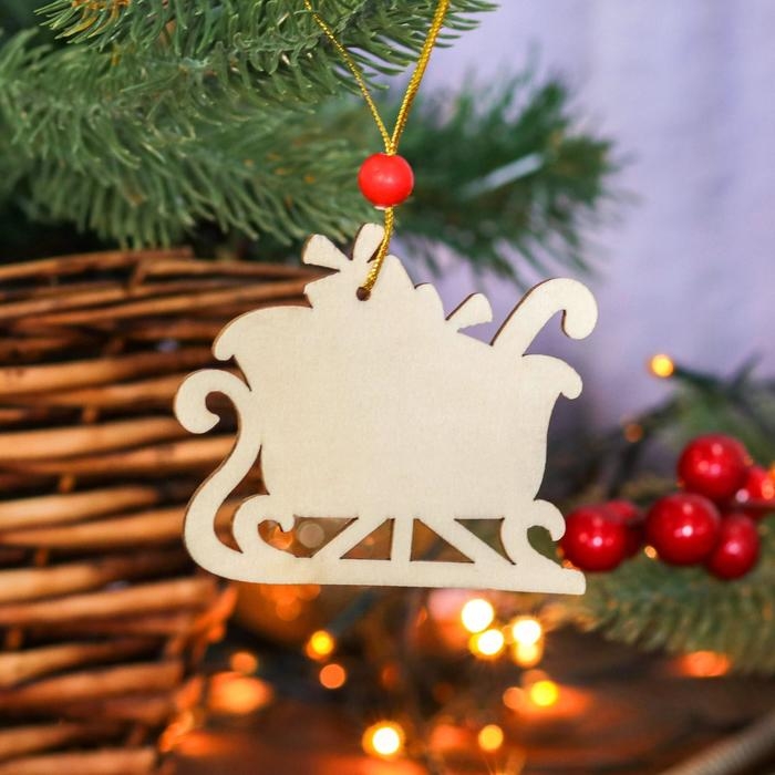 Подвеска новогодняя &laquo;Сани с подарками&raquo;