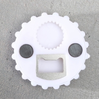 Машинка для стрижки волос, 3 насадки, подарочный набор «Неприкасаемый запас», 9 х 18 см. Машинка для стрижки волос, 3 насадки, подарочный набор «Неприкасаемый запас», 9 х 18 см.