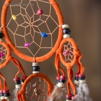 Ловец снов "Пять оранжевых колец" 0,7х15х40 см Ловец снов "Пять оранжевых колец" 0,7х15х40 см