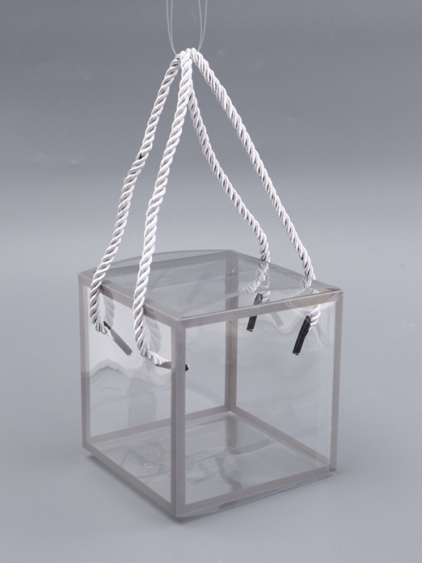 Коробка из PET с ручками, серебрянная, 10 х 10 х 10 см