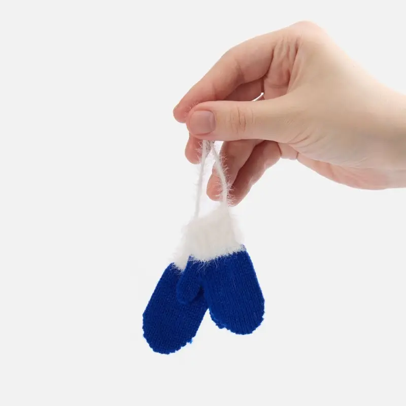 Подвеска на елку &laquo;Вьюшка&raquo;, варежки, синяя