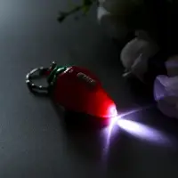 Фонарик свет на кольце "Клубничка" светит МИКС 3х5,5х3 см