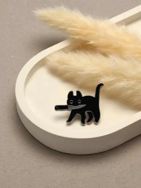 Значок &laquo;Кот&raquo; охотник, цвет чёрный в серебре