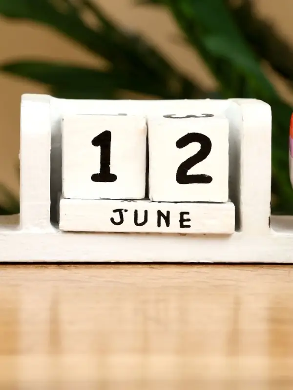 Календарь настольный &laquo;Котики рыбаки&raquo;, 19&times;10&times;10 см, дерево