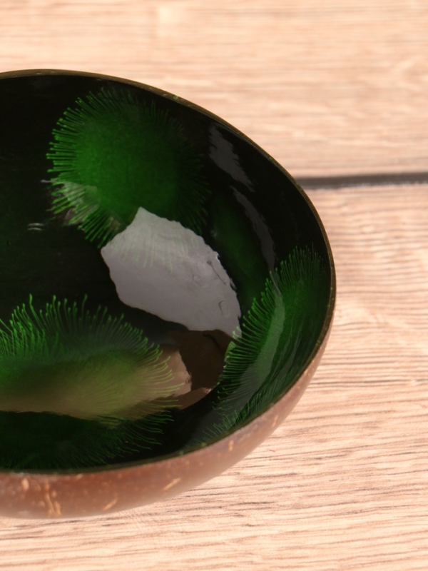 Чаша "Листья" 14х14х6 см, кокос