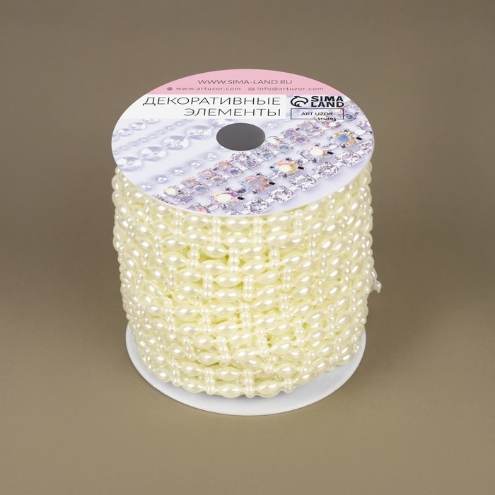 Жемчуг на нитях, плоский, 10 мм, 9 &plusmn; 1 м, цвет молочный