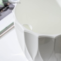 Кашпо для цветов со вставкой &laquo;Флюте&raquo;, 3 л, цвет белый