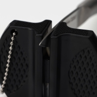 Заточка для ножей Доляна, 7,5&times;6&times;2,5 см, с 2 отделениями для стальных и керамических ножей, МИКС